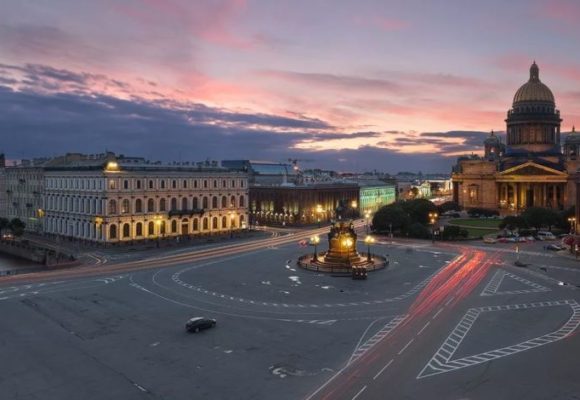 Летнее знакомство с Санкт-Петербургом